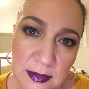 Meet your Posher, Luz